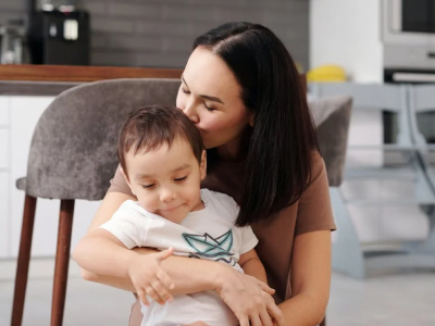 20 mensagens de aniversário de mãe para filho que expressam amor